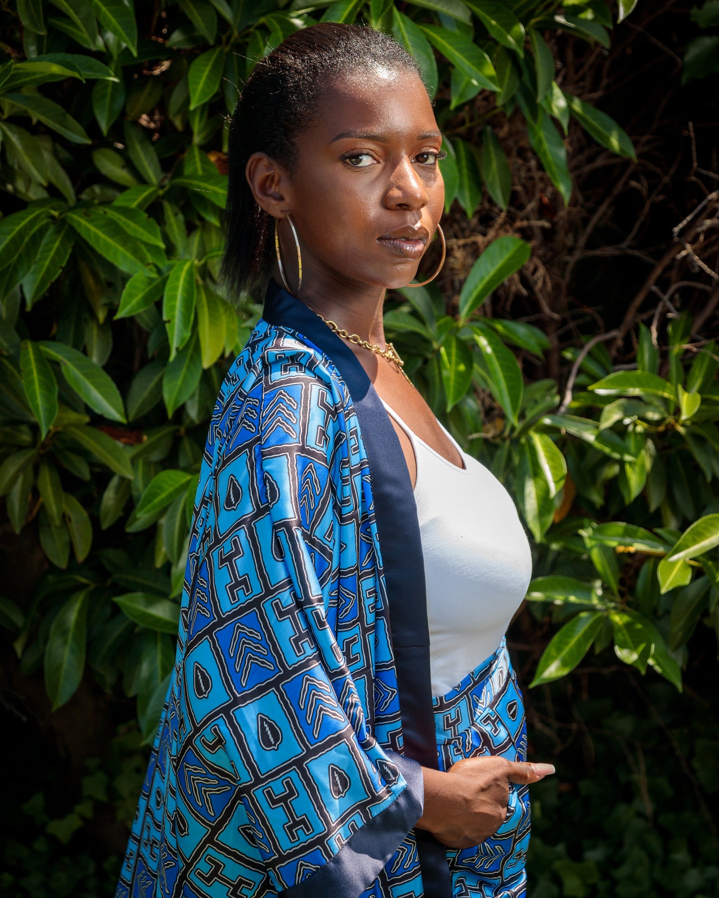 Ensemble kimono et pantalon satin ethnique bleu